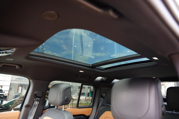 Land Rover Defender 110 P400 E X-Dynamic HSE GERESERVEERD