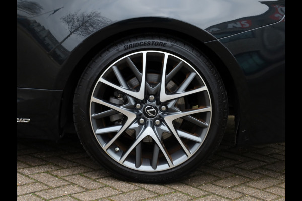 Lexus RC 300h F SPORT Line | Mark Levinson | Safety Pack | Stoelventilati