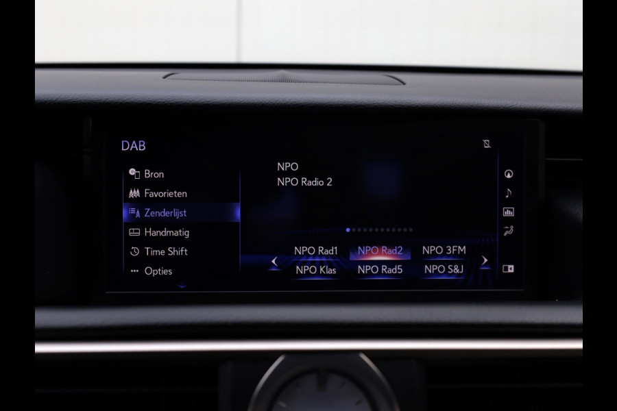 Lexus RC 300h F SPORT Line | Mark Levinson | Safety Pack | Stoelventilati