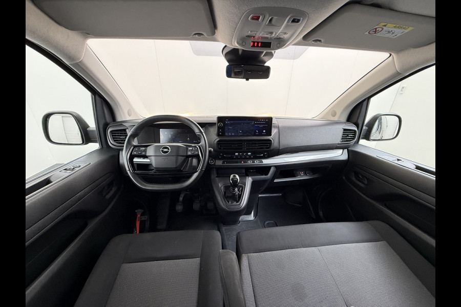 Opel Vivaro 2.0CDTi 145PK L3 DC Dubbele Cabine 6-Pers. Facelift! Navi PDC Camera Virtual-Cockpit Dual-ECC BordHerkenning Keyless Cruise-Cont 17" LM Mistlampen Schuifdeur Rechts  Priv.Glas ESP Elektr.Ramen Visio System Pack Ergonomie Comfort-pack Draadloze lader Spoorassistent ldws EURO6.4  2500kg trekvermogen