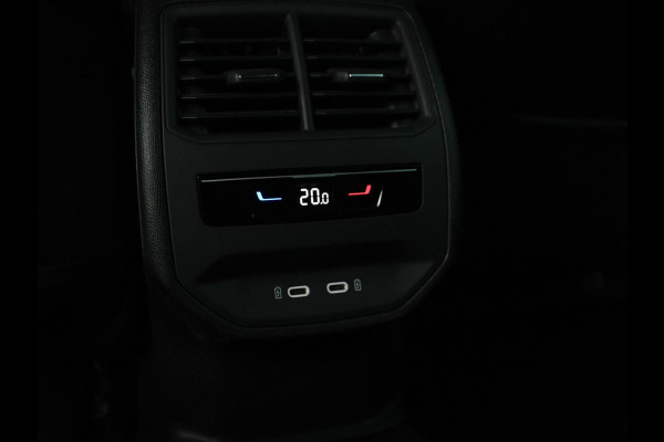 CUPRA Leon 1.4 eHybrid | SOH 90% | Carplay | Stoelverwarming | Adaptive cruise | Memory | Camera | Sfeerverlichting | Keyless | Sportstoelen | Navigatie | Full LED | Parkeerhulp | PHEV | Plug In