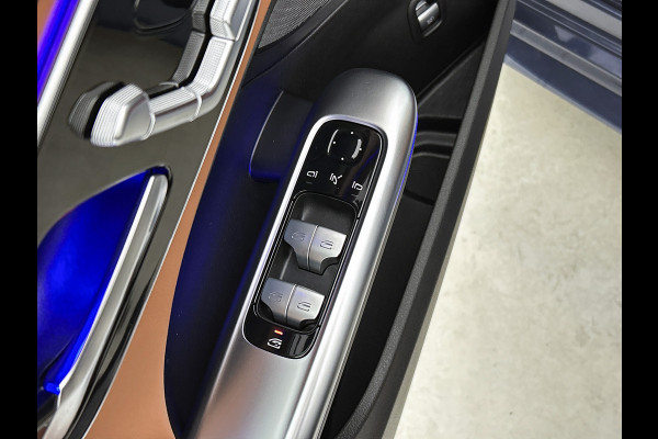 Mercedes-Benz C-Klasse 200 AMG Line Inclusief 24 maanden MB Certified garantie voor Europa.