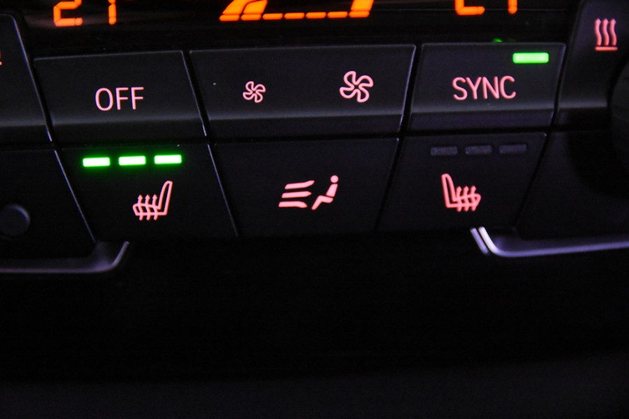 BMW X2 xDrive25e *1ste Eigenaar*HUD*Panoramadak*Camera*