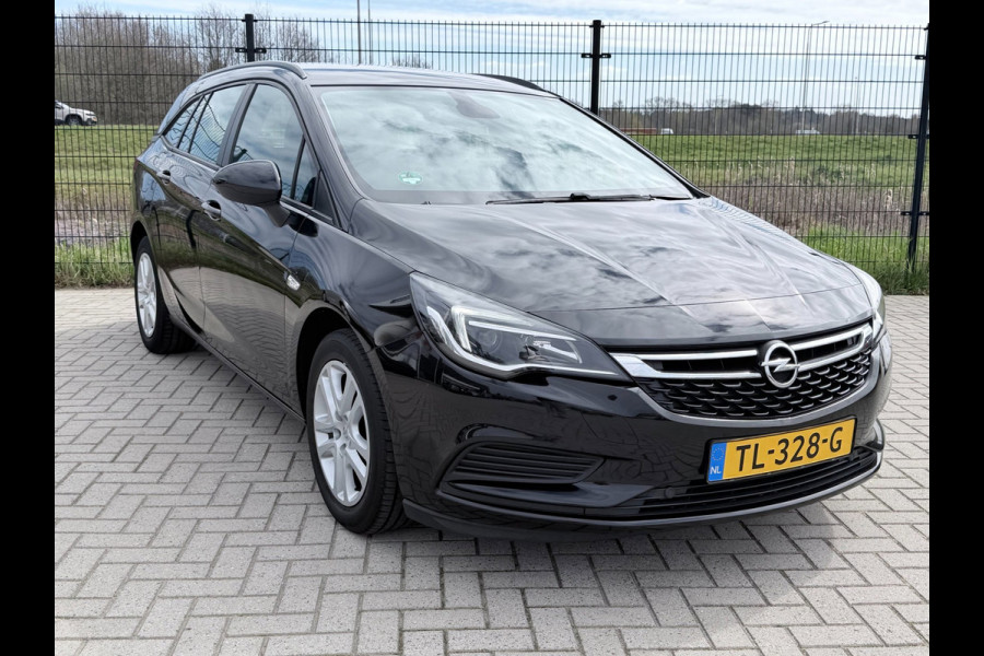 Opel Astra Sports Tourer 1.0 Online Edition | Parkeersensoren voor & achter | Cruise control | Climate control