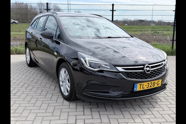 Opel Astra Sports Tourer 1.0 Online Edition | Parkeersensoren voor & achter | Cruise control | Climate control