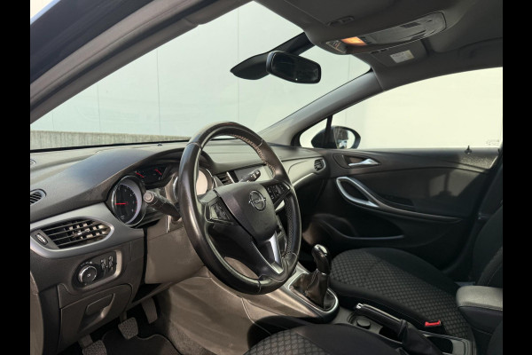 Opel Astra Sports Tourer 1.0 Online Edition | Parkeersensoren voor & achter | Cruise control | Climate control