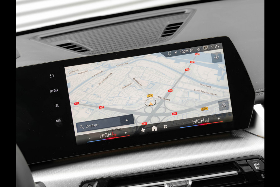 BMW X1 sDrive18i M-Sport Pro - Pano - Massage Zetel - Trekhaak - ACC