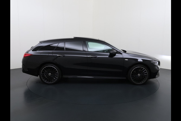 Mercedes-Benz CLA-Klasse Shooting Brake 250 e AMG line | Pano HUD Memory Multibeam Sound