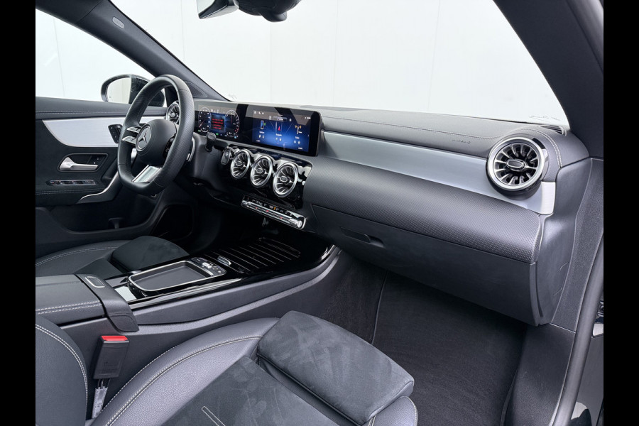 Mercedes-Benz CLA-Klasse Shooting Brake 250 e AMG line | Pano HUD Memory Multibeam Sound