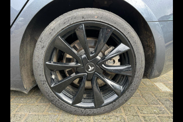 Tesla Model 3 Long Range AWD 75 kWh BLACK LINE!