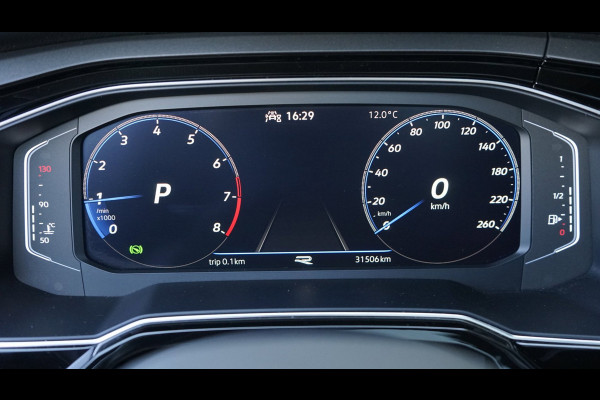 Volkswagen Taigo 1.0 TSI R-Line AUTOMAAT-ACC-CAMERA-DAB-IQ LIGHT-KEYLESS-GROOT NAVIGATIE-PANORAMA-VIRTUEEL