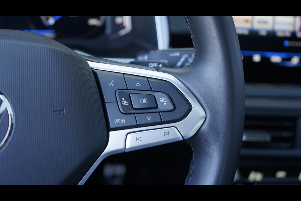 Volkswagen Taigo 1.0 TSI R-Line AUTOMAAT-ACC-CAMERA-DAB-IQ LIGHT-KEYLESS-GROOT NAVIGATIE-PANORAMA-VIRTUEEL