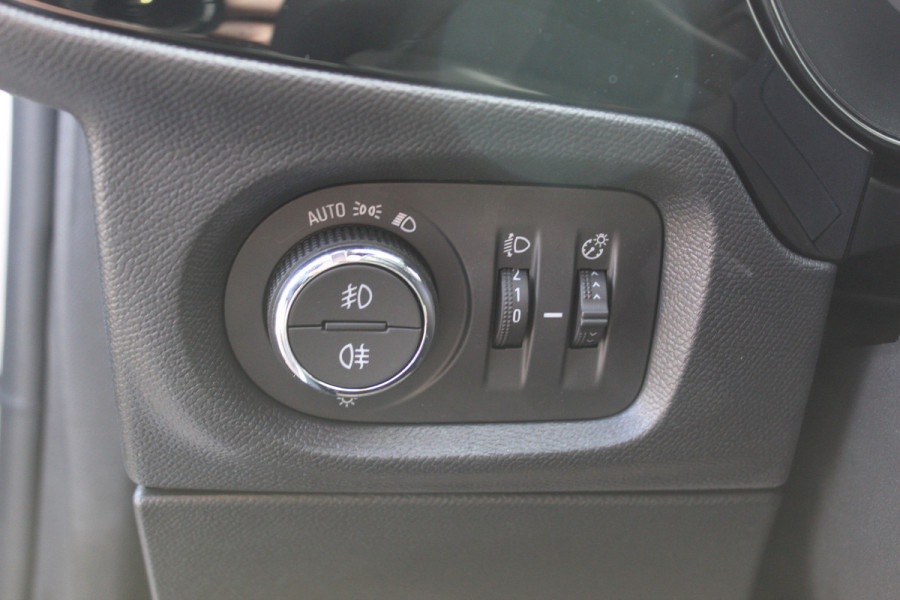 Opel Corsa 1.2 Turbo GS Panoramadak, Winterpakket, Cruise Control, Climate Control