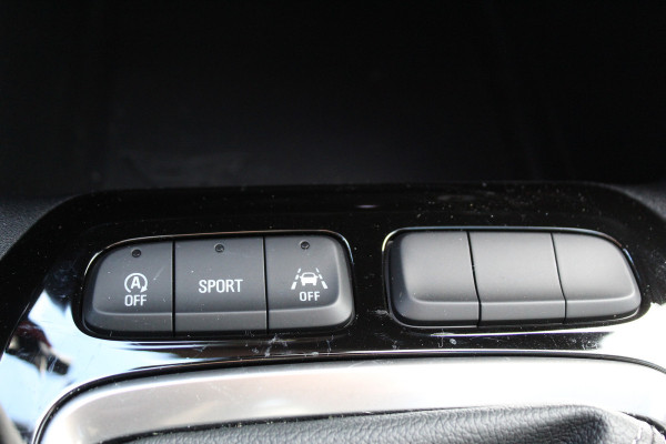 Opel Corsa 1.2 Turbo GS Panoramadak, Winterpakket, Cruise Control, Climate Control