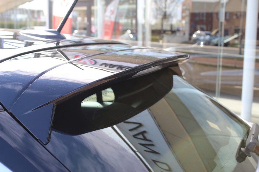 Opel Corsa 1.2 Turbo GS Panoramadak, Winterpakket, Cruise Control, Climate Control