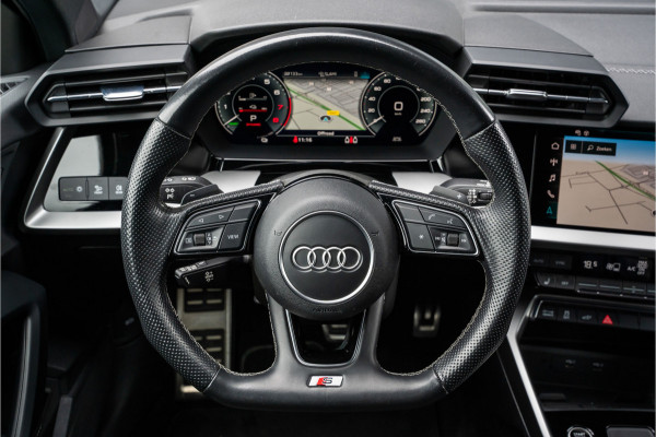 Audi A3 Sportback 45 TFSI e S edition Competition - 2x S-Line l Black-Line l Daytona grijs