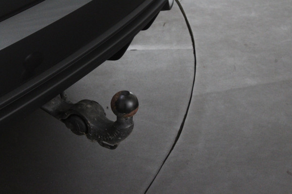 Audi Q3 45 TFSI e S line > 245pk/Trekhaak/Daytona Gray/19 inch