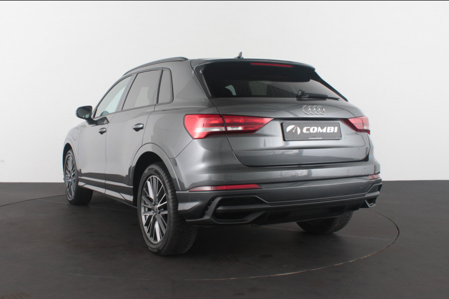Audi Q3 45 TFSI e S line > 245pk/Trekhaak/Daytona Gray/19 inch