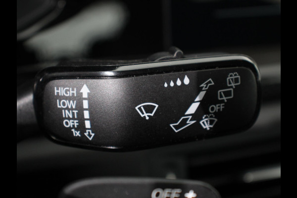 Volkswagen Polo 1.0 TSI DSG Life | Navigatie | Apple Carplay/Android Auto | Climate Control | Digitale Cockpit | Stoelverwarming | Parkeer sensoren | Adaptive Cruise Control | Lichtmetalen Velgen