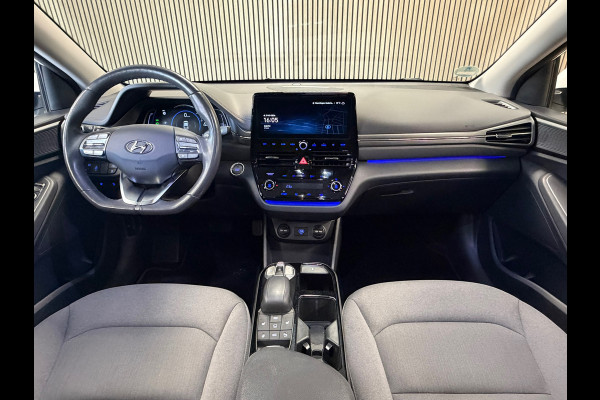 Hyundai IONIQ STYLE EV 38 kWh SOH 93,4% AUT SCHUIFDAK STOEL/ STUURVERWARMING CAMERA NAVIGATIE APPLE CARPLAY CRUISE PDC AIRCO