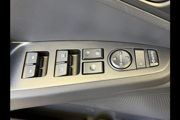 Hyundai IONIQ STYLE EV 38 kWh SOH 93,4% AUT SCHUIFDAK STOEL/ STUURVERWARMING CAMERA NAVIGATIE APPLE CARPLAY CRUISE PDC AIRCO