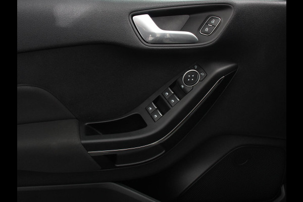 Ford Fiesta 1.0 EcoBoost 155pk Hybrid ST-Line Navigatie Climate Control Stoelverwarming Extra Getint Glas Cruise Control Lichtmetalen Velgen