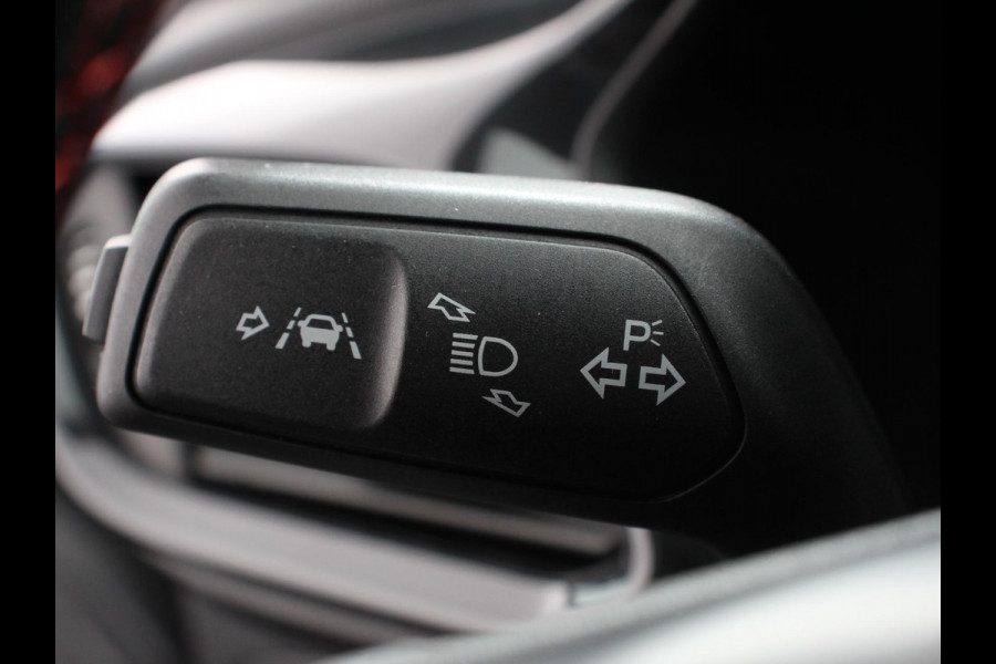 Ford Fiesta 1.0 EcoBoost 155pk Hybrid ST-Line Navigatie Climate Control Stoelverwarming Extra Getint Glas Cruise Control Lichtmetalen Velgen