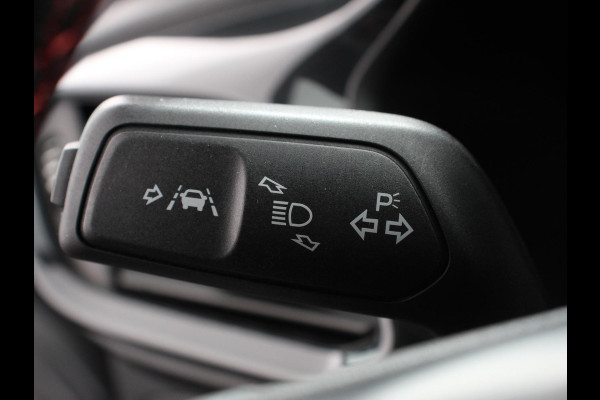 Ford Fiesta 1.0 EcoBoost 155pk Hybrid ST-Line Navigatie Climate Control Stoelverwarming Extra Getint Glas Cruise Control Lichtmetalen Velgen