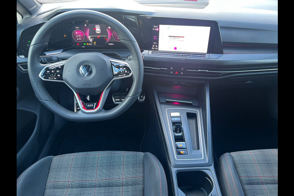 Volkswagen Golf 2.0 TSI GTI Pano/camera/sfeerverlichting .