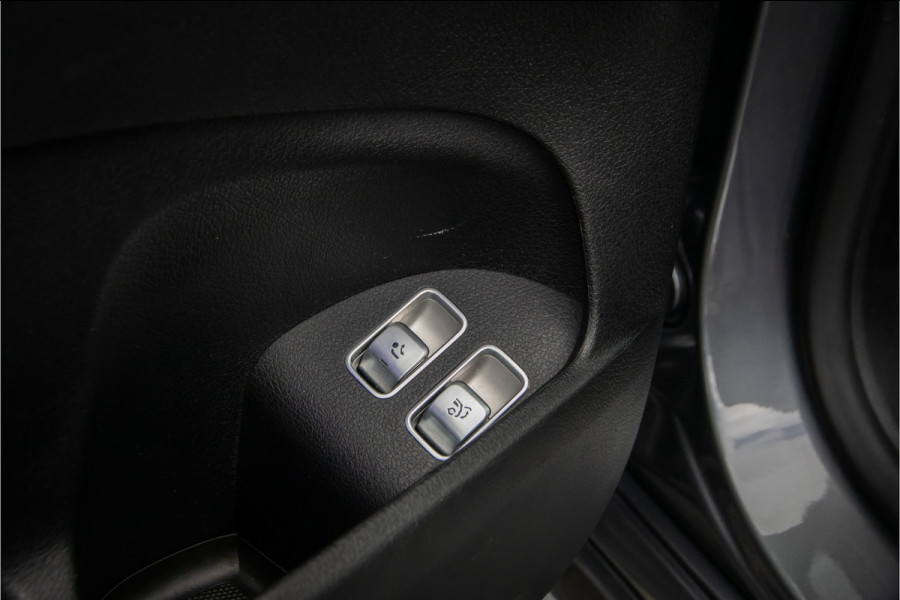 Mercedes-Benz GLE 300 d 4MATIC AMG-Line 7 persoons - 22 inch