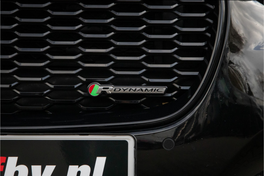 Jaguar XE P300 AWD R-Dynamic HSE Full options