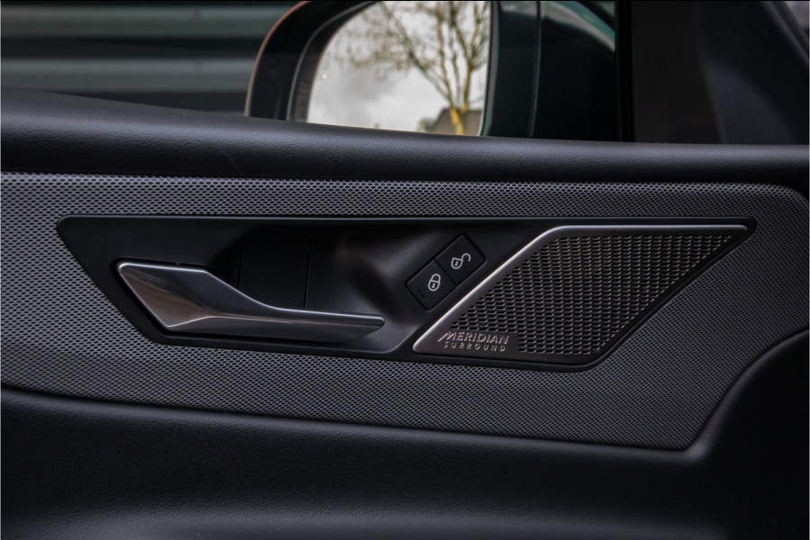 Jaguar XE P300 AWD R-Dynamic HSE Full options