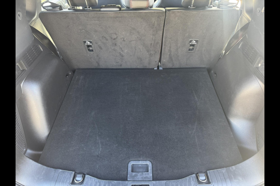 Ford Kuga 2.5 PHEV ST-Line X 243pk Winterpack | Adaptieve Cruise | AGR stoelen | Elektrische Achterklep | 2.100kg Trekgewicht | Nederlandse auto | B&O Audio