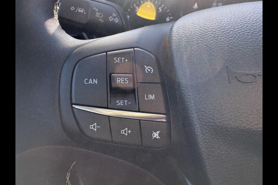 Ford Puma 1.0 EcoBoost Hybrid Titanium | 125pk | Parkeersensoren Achter | Nederlandse auto | LED Koplampen