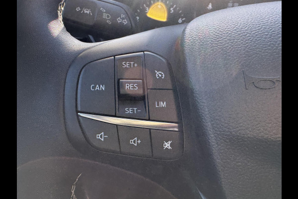 Ford Puma 1.0 EcoBoost Hybrid Titanium | 125pk | Parkeersensoren Achter | Nederlandse auto | LED Koplampen