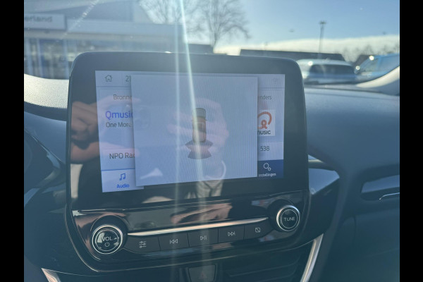 Ford Puma 1.0 EcoBoost Hybrid Titanium | 125pk | Parkeersensoren Achter | Nederlandse auto | LED Koplampen