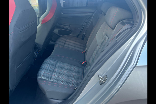 Volkswagen Golf 2.0 TSI GTI Pano/camera/sfeerverlichting .