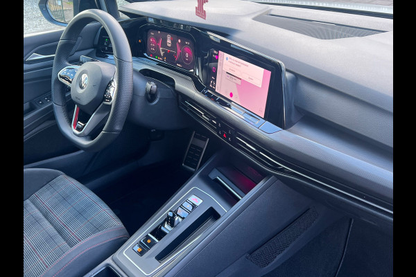 Volkswagen Golf 2.0 TSI GTI Pano/camera/sfeerverlichting .