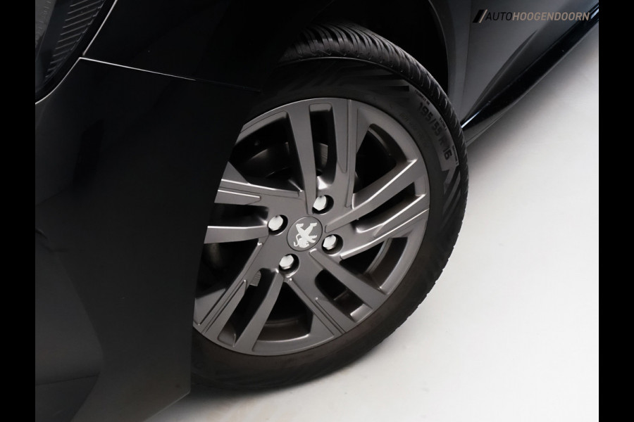 Peugeot 208 1.2 PureTech Active Pack Sport (APPLE CARPLAY,LED VERLICHTING,SPORTSTOELEN,CLIMATE,CRUISE,LM-VELGEN,NIEUWE APK)