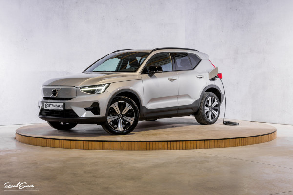 Volvo XC40 Recharge Plus 70 kWh | Adaptieve cruise | Blis | 19 Inch | Full LED |