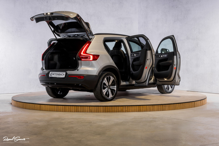 Volvo XC40 Recharge Plus 70 kWh | Adaptieve cruise | Blis | 19 Inch | Full LED |