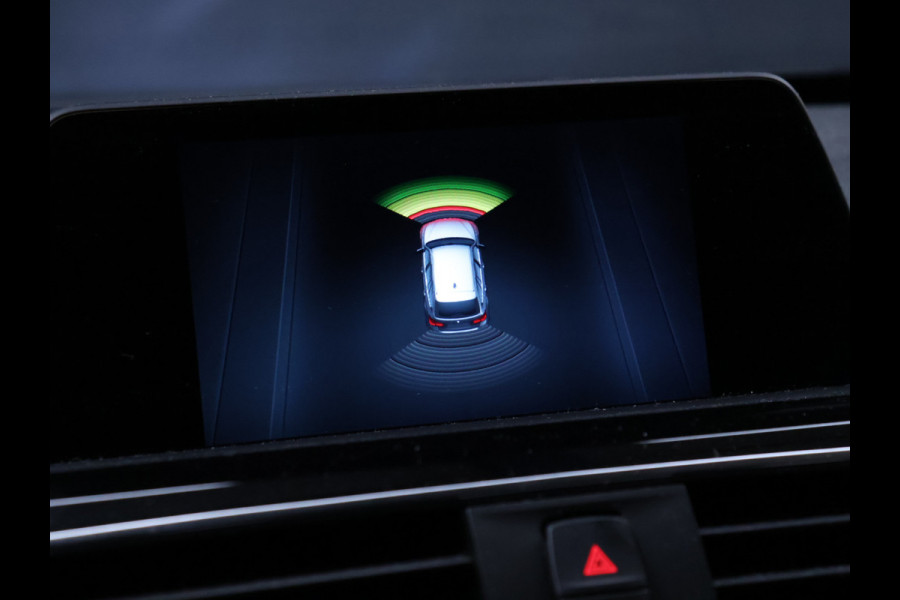 BMW 3 Serie Touring 318i Sportline [SPORTSTOELEN, SPORTVELGEN,STOELVERWARMING, BLUETOOTH, PARKEERSENSOREN ACHTER, CRUISE CONTROL, NIEUWSTAAT]