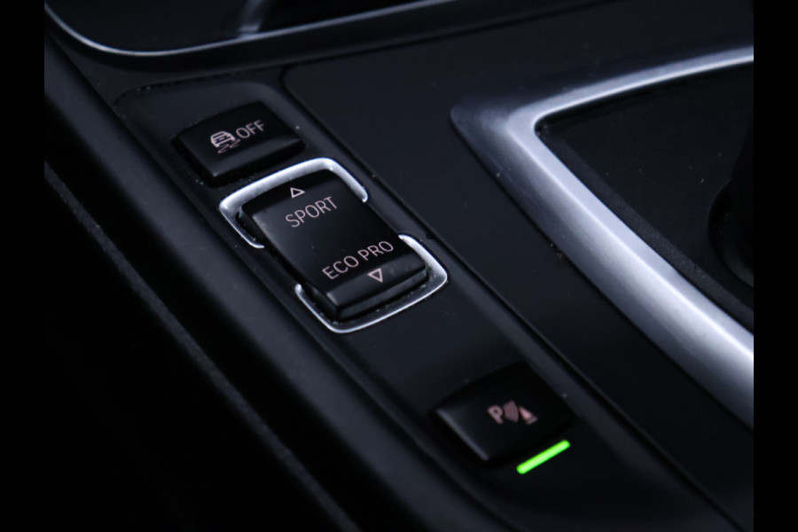 BMW 3 Serie Touring 318i Sportline [SPORTSTOELEN, SPORTVELGEN,STOELVERWARMING, BLUETOOTH, PARKEERSENSOREN ACHTER, CRUISE CONTROL, NIEUWSTAAT]