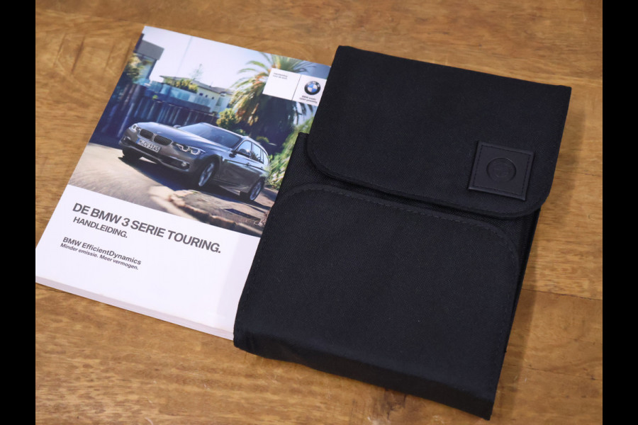 BMW 3 Serie Touring 318i Sportline [SPORTSTOELEN, SPORTVELGEN,STOELVERWARMING, BLUETOOTH, PARKEERSENSOREN ACHTER, CRUISE CONTROL, NIEUWSTAAT]