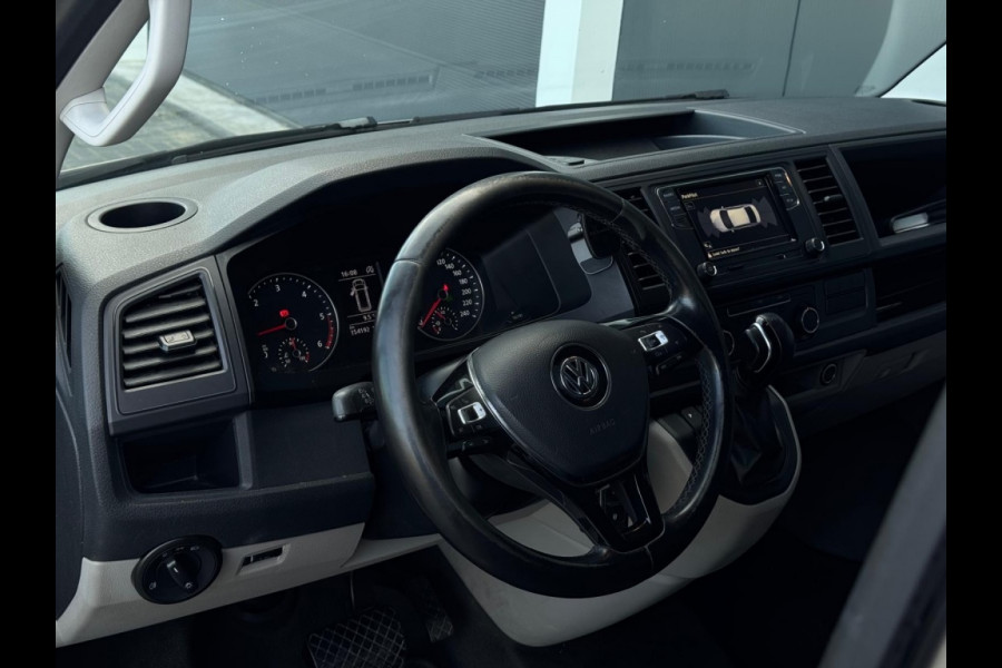 Volkswagen Transporter 2.0 TDI L1H2 Highl. 204pk 1E EIGEN APPLE CARPLAY PDC CR CONTROL