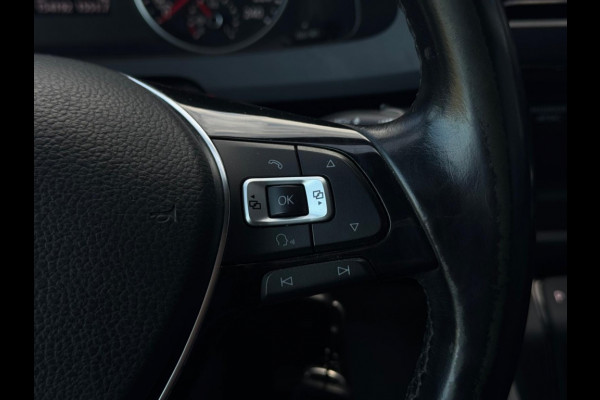 Volkswagen Transporter 2.0 TDI L1H2 Highl. 204pk 1E EIGEN APPLE CARPLAY PDC CR CONTROL