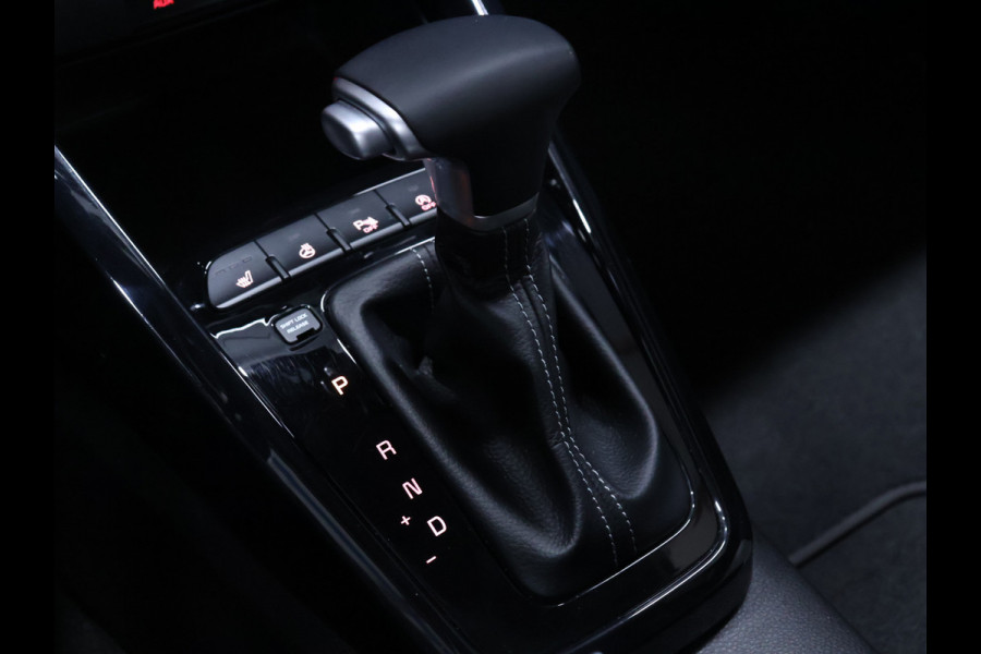 Kia Stonic 1.0 T-GDi DynamicLine [APPLE CARPLAY, STOELVERWARMING,STUURVERWARMING, PARKEERSENSOREN, ACHTERUITRIJCAMERA, CRUISE CONTROL, NIEUWSTAAT]