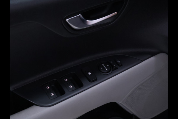 Kia Stonic 1.0 T-GDi DynamicLine [APPLE CARPLAY, STOELVERWARMING,STUURVERWARMING, PARKEERSENSOREN, ACHTERUITRIJCAMERA, CRUISE CONTROL, NIEUWSTAAT]