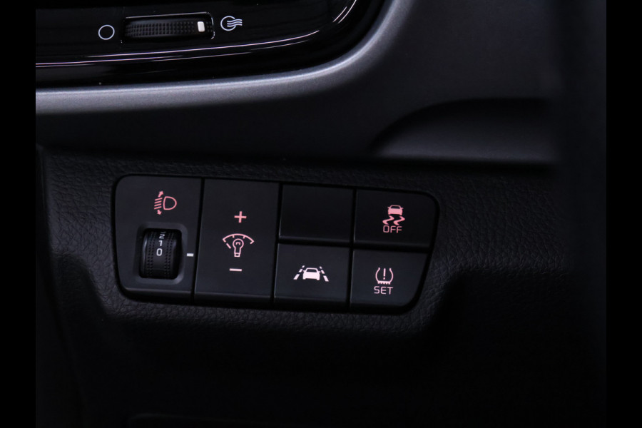 Kia Stonic 1.0 T-GDi DynamicLine [APPLE CARPLAY, STOELVERWARMING,STUURVERWARMING, PARKEERSENSOREN, ACHTERUITRIJCAMERA, CRUISE CONTROL, NIEUWSTAAT]