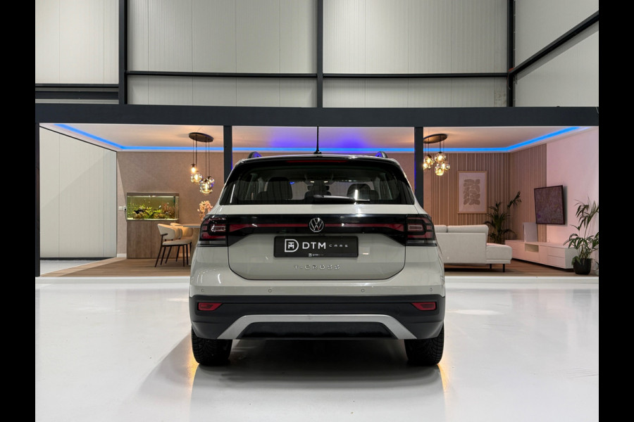 Volkswagen T-Cross 1.0 TSI Life Aut. | Virtual Cockpit | ACC | Trekhaak | Camera